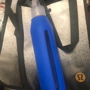 H2Om Glass water Bottle Blue 22 oz